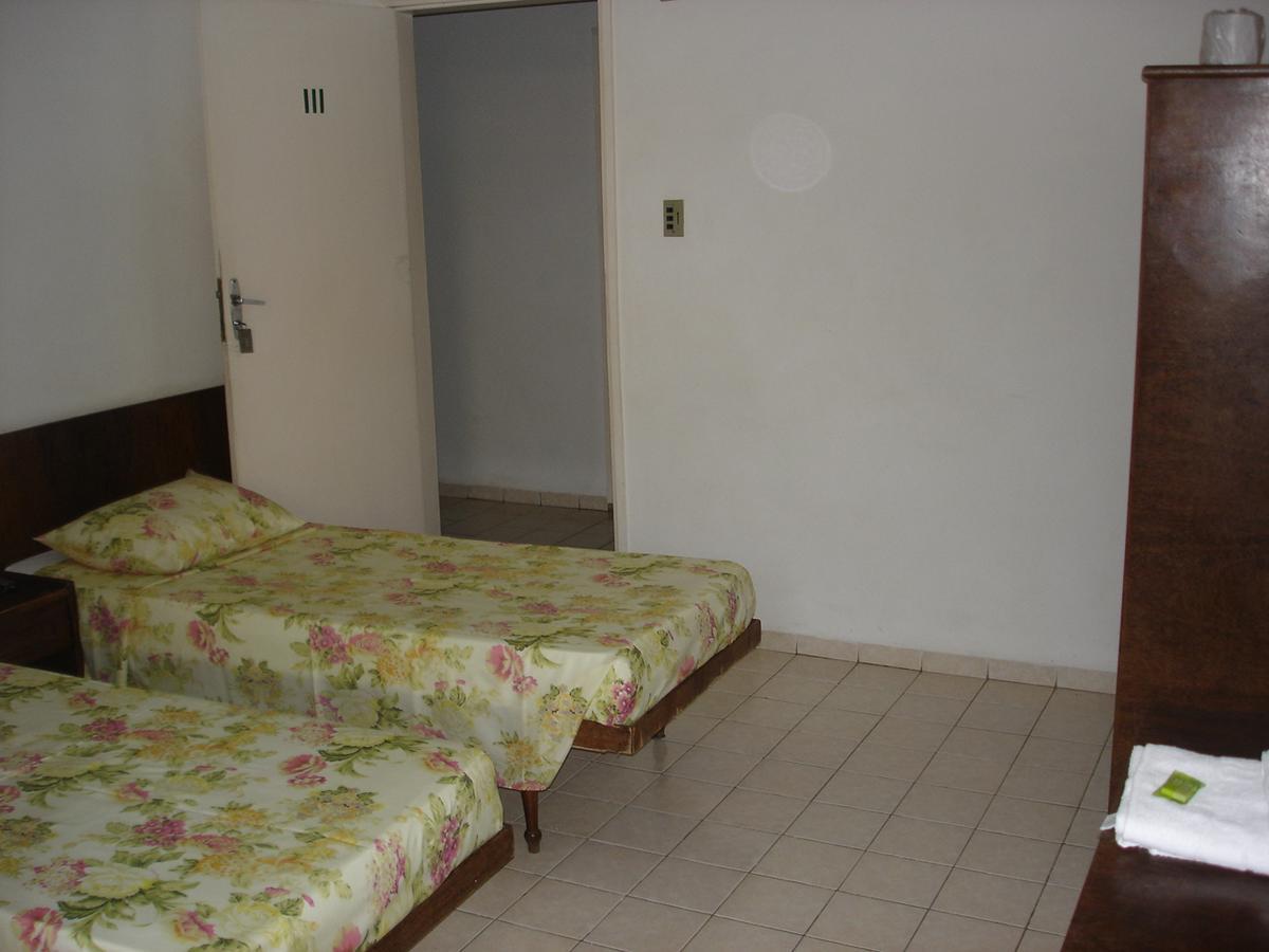 Delmus Hotel Conselheiro Pena Room photo